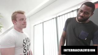 Azt akarod, hogy megkúrjam a barátnődet?